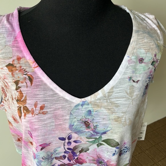 Concepts Crystal Embellished Floral Shirt - Picture 6 of 13